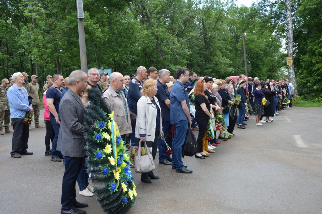 У Кропивницькому провели в останню дорогу загиблих на фронті земляків. ФОТО
