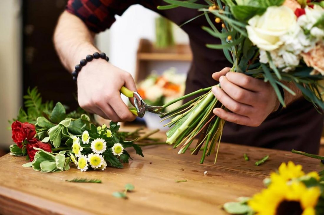 Поради вiд Flowers.ua: як обрати букет та доглядати за ним?