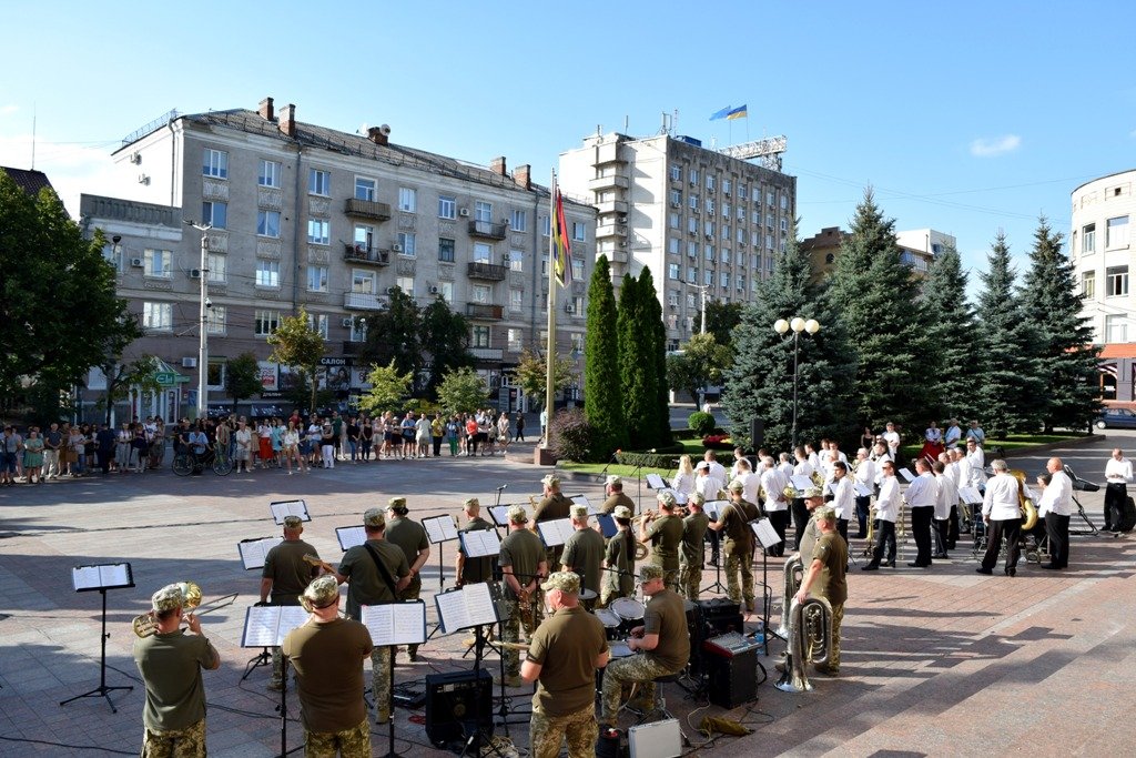 У Кропивницькому відбувся батл духових оркестрів. ФОТО
