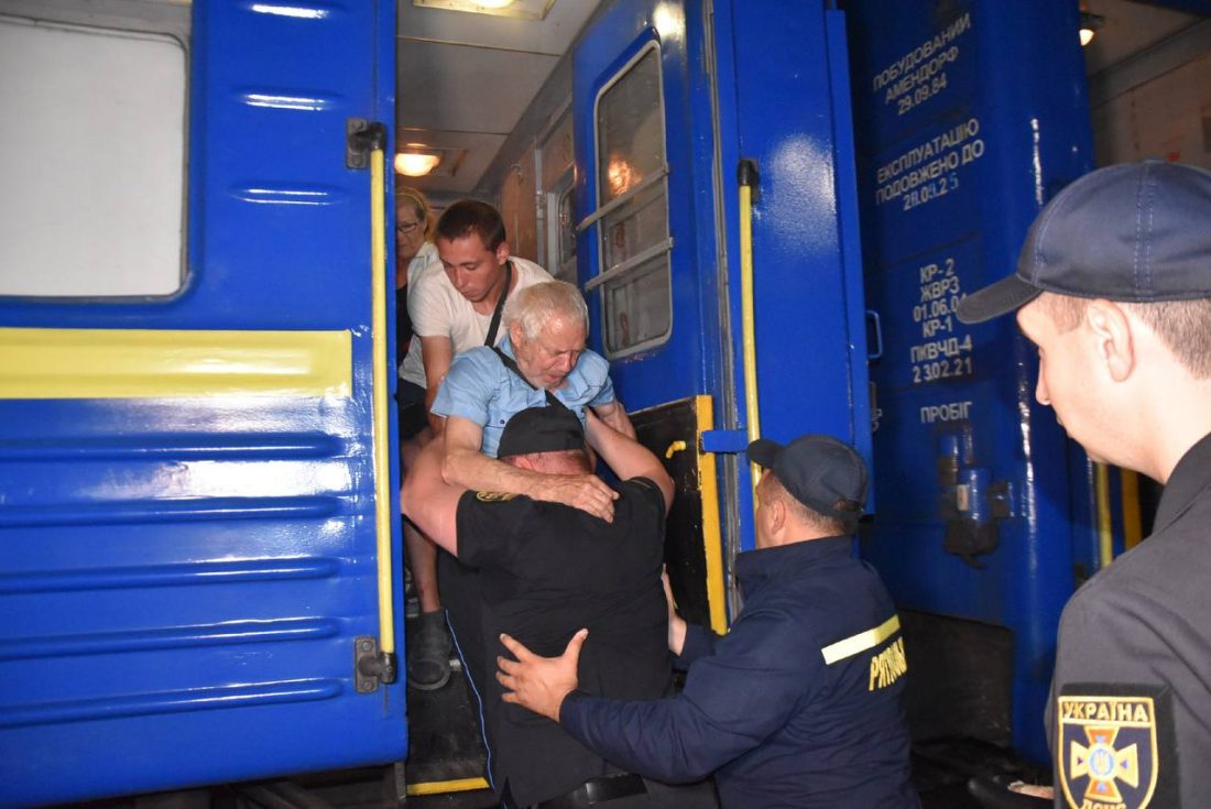 Кіровоградщина продовжує приймати евакуаційні потяги з Донецької області. ФОТО