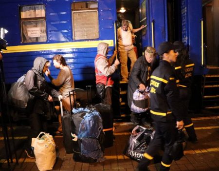 Вночі Кіровоградщина прийняла другий евакуаційний потяг з Донеччини. ФОТО