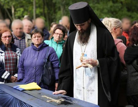 У Кропивницькому попрощалися із п’ятьма Героями-захисниками