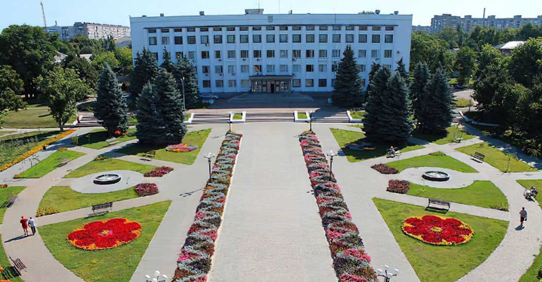 Олександрійські освітяни отримають щорічну грошову винагороду.