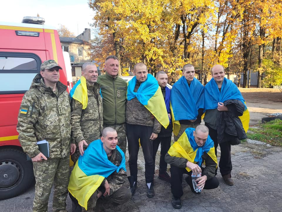 З російського полону звільнили ще 52 українці. ФОТО. ВІДЕО