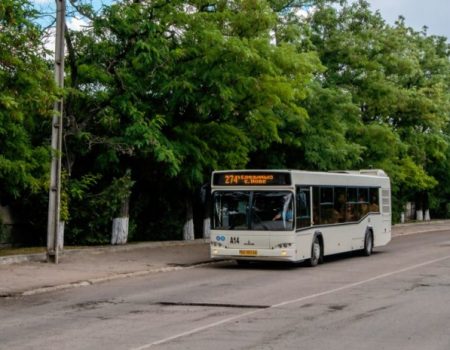 У Кропивницькому на вихідних автобуси до цвинтарів ходитимуть за графіком робочого дня