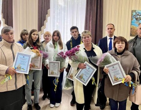У Долинській на Кіровоградщині 7 родин загиблих військових отримали сертифікати на житло