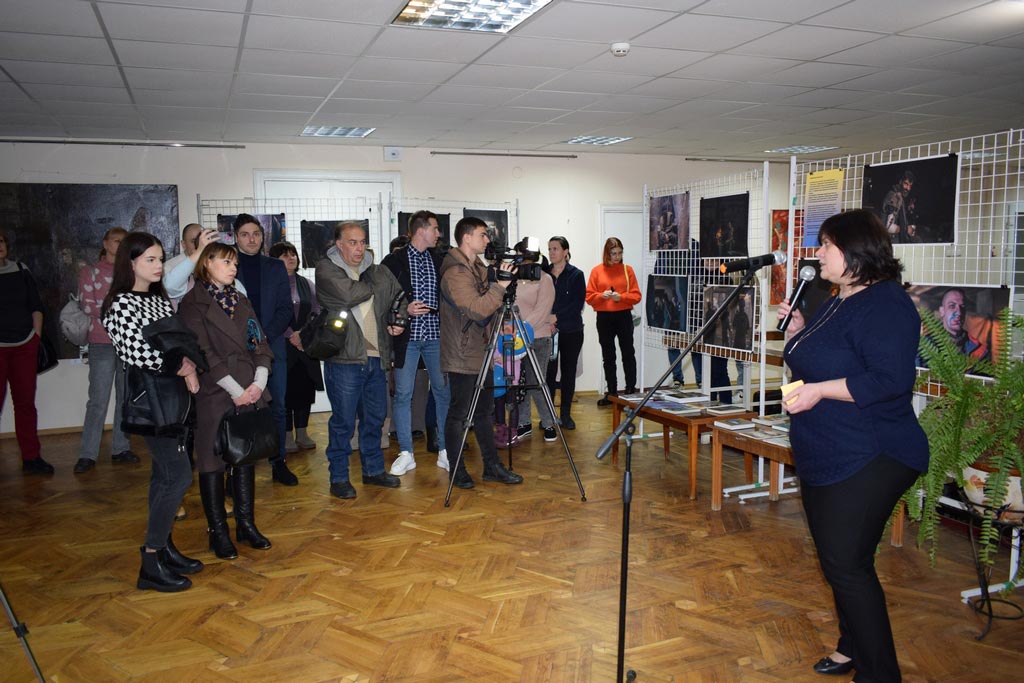 У Кропивницькому протягом місяця можна переглянути світлини Дмитра Козицького &#8220;Ті, що зі сталі&#8221;. ФОТО