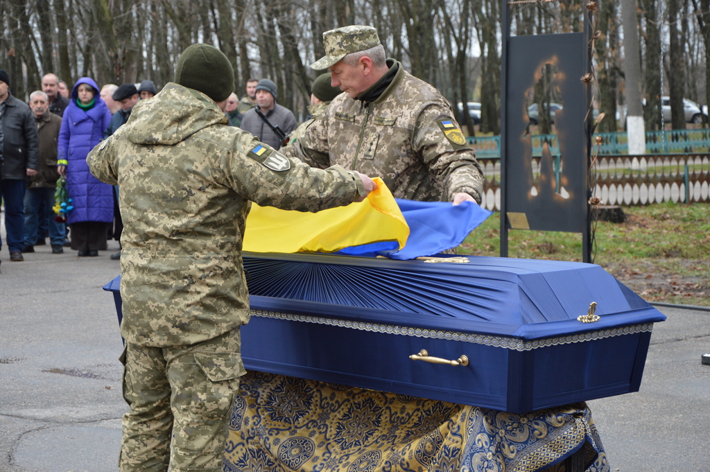 У Кропивницькому попрощалися з двома воїнами &#8211; Євгеном Цимбалом і Олексієм Варавою