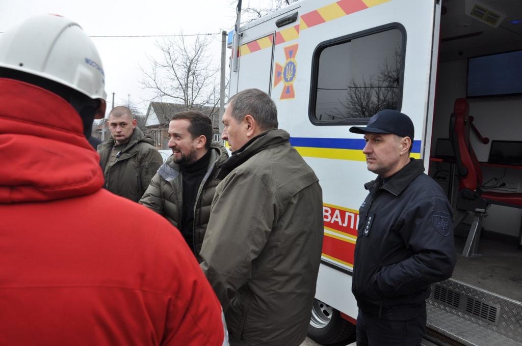 На Кіровоградщині розгорнули мобільні пункти незламності, де можна грітися та заряджати гаджети