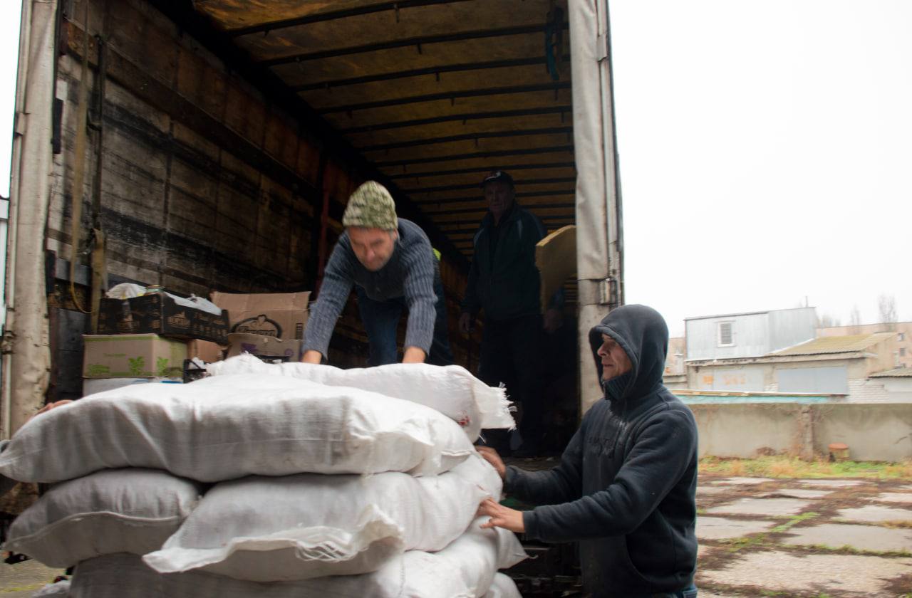 Кіровоградщина доставила в Херсон 40 тонн гуманітарного вантажу. ФОТО