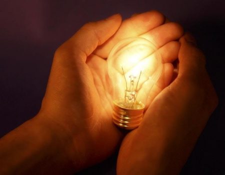 Жителів Кіровоградщини закликають скоротити споживання електроенергії на 30%