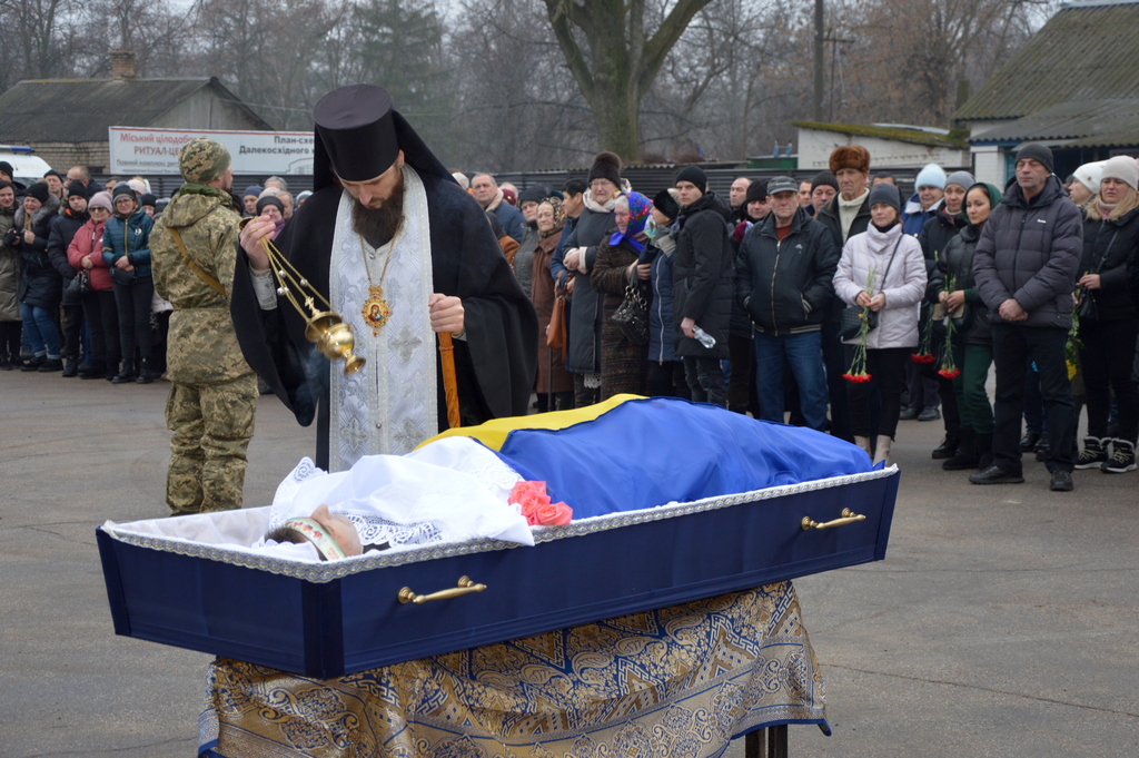 У Кропивницькому провели у вічність загиблого на війні Сергія Антонова. ФОТО