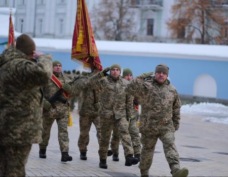 121-а бригада тероборони Кіровоградщини отримала за звитягу і доблесть бойовий прапор. ФОТО