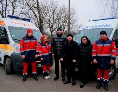 Гайворонська громада Кіровоградщини отримала сучасний реанімобіль. ФОТО