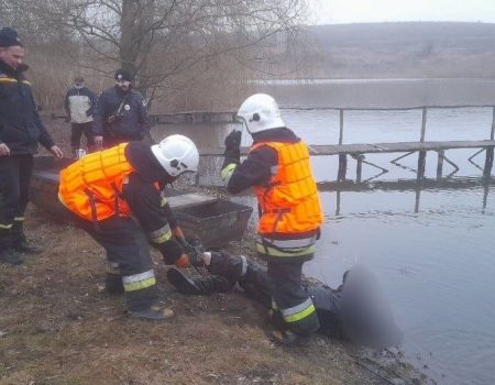 Тіло жителя Кропивницького знайшли в ставку Суботцівської громади. ФОТО