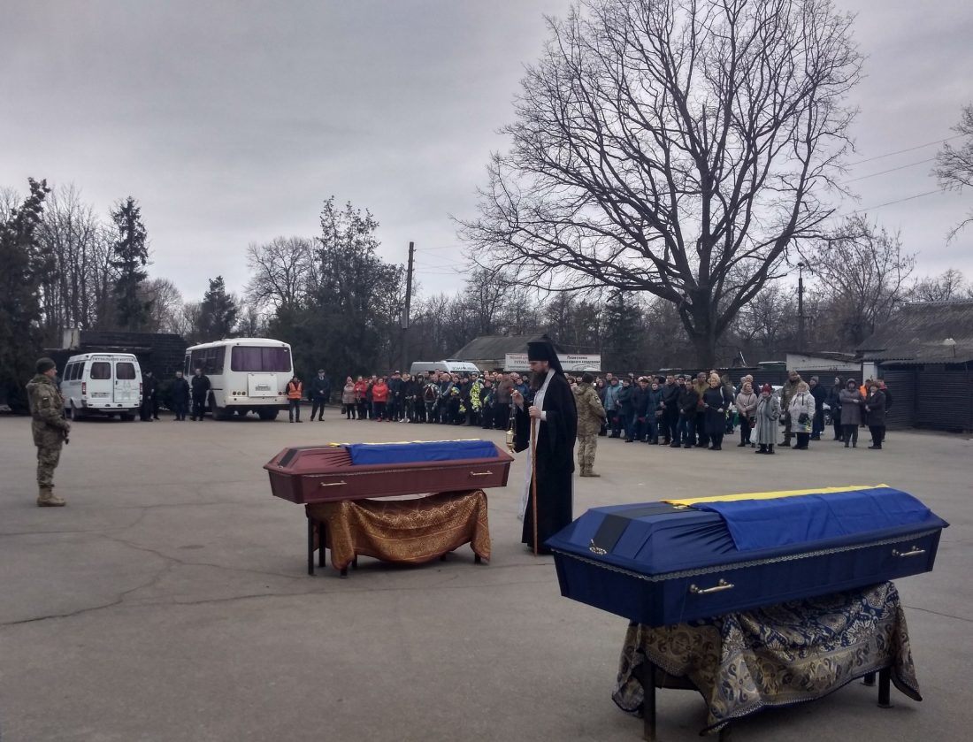 У Кропивницькому попрощалися з загиблими захисниками Олегом Босим і Євгеном Коваленком. ФОТО