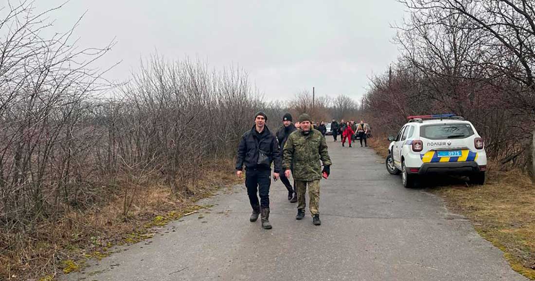 На Кіровоградщині поліцейські розшукали зниклого дворічного хлопчика за 4 кілометри від дому