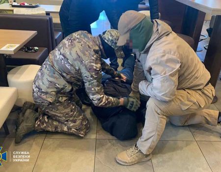У жителя Кропивницького вилучили трубочки з психотропною речовиною. ФОТО
