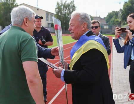 Президент відзначив стипендією заслуженого працівника фізичної культури і спорту з Кіровоградщини