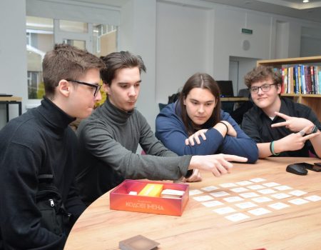 У Кіровоградському обласному центрі дитячої та юнацької творчості відкрили молодіжний центр «КОМА»