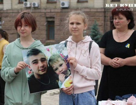 Три місяці оборони і рік полону: Кропивницький чекає на захисників Маріуполя. ФОТО