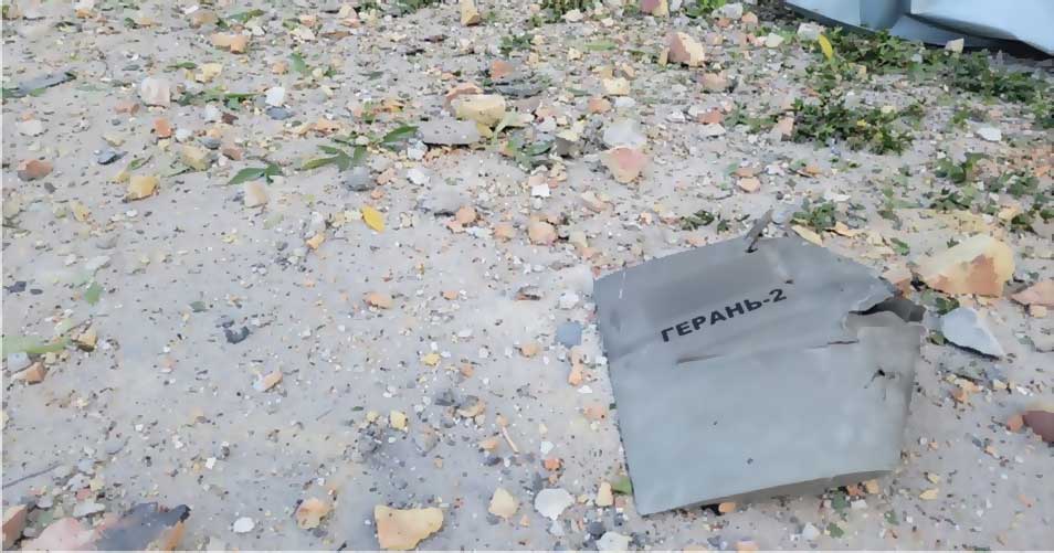 На Кіровоградщині уламки ворожого дрону пошкодили будинок та залізничне полотно