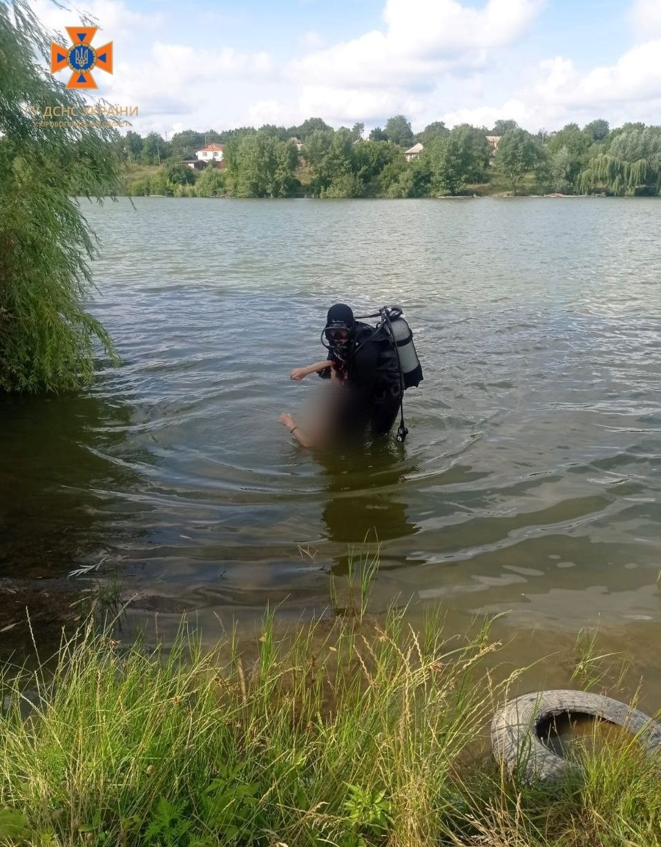 На водоймах Кіровоградщини втопилися чоловік і жінка. ФОТО