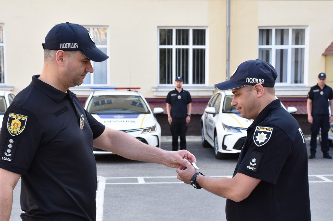 Підрозділи поліції Кіровоградщини отримали 13 службових автомобілів. ФОТО