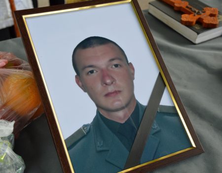 У Кропивницькому віддали шану загиблому Герою — головному сержанту Валерію Пулі