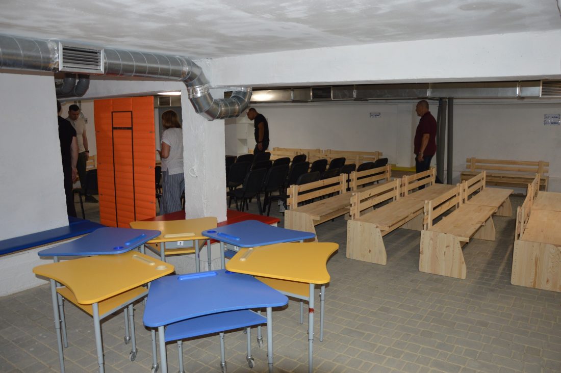 Вентиляція, туалети, опалення &#8211; управління освіти похвалилося укриттями в двох кропивницьких школах. ФОТО