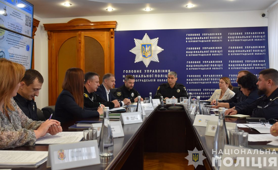 Начальнику управління ювенальної превенції Нацполіції показали центр захисту дітей у Кропивницькому