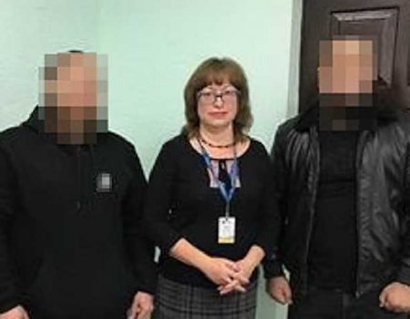 Двох іноземців, які нелегально перебували на Кіровоградщині, примусово відправлять додому. ФОТО