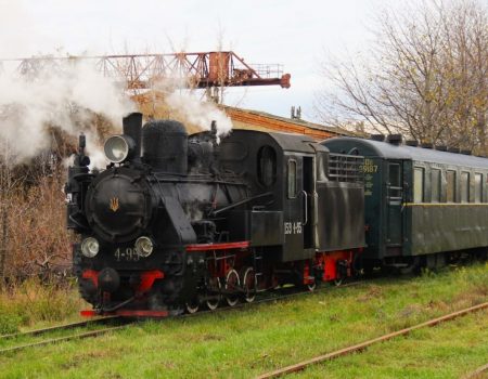 Укрзалізниця знову організовує ретротур Гайворонською вузькоколійкою