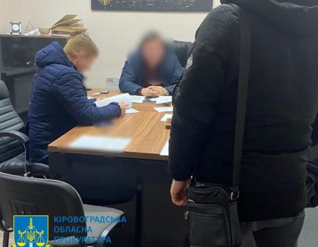 На Кіровоградщині з підрядника хочуть стягнути 3 млн грн за неякісний ремонт дороги у Світловодську