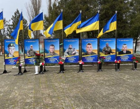 У громаді на Кіровоградщині відкрили Алею пам’яті на честь загиблих на війні земляків. ФОТО