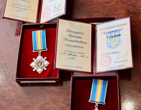 Орденами “За мужність” ІІІ ступеня посмертно нагородили воїнів із Кіровоградщини
