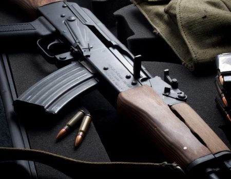 Патрульного, з автомата якого застрелився чоловік на Кіровоградщині, підозрюють у службовій недбалості