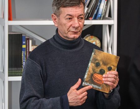 У Кропивницькому відбудеться зустріч із письменником і військовим Віталієм Запекою