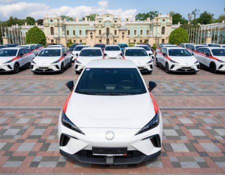 Кіровоградщина отримала сім електромобілів для медичних закладів. ФОТО