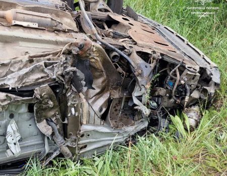 На Кіровоградщині зіткнулися легковик і автобус MAN. ФОТО