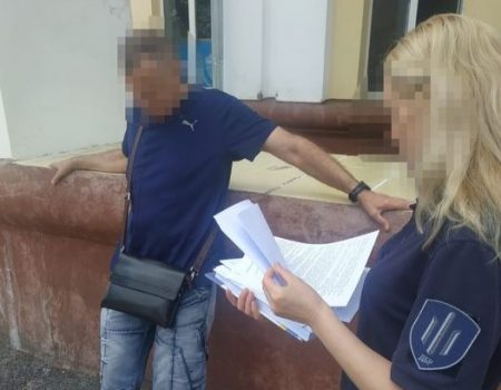 Заступника військової частини на Кіровоградщині підозрюють у закупівлі неякісних консерв на 700 тис. грн