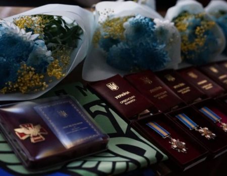 18 воїнів із Кіровоградщини посмертно нагородили державними відзнаками. ФОТО