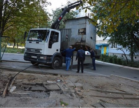У Кропивницькому демонтують сім незаконних кіосків