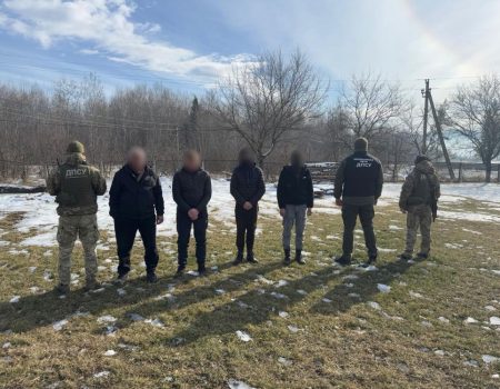 За 8 тисяч євро намагався потрапити до Румунії: прикордонники затримали кропивничанина. ФОТО