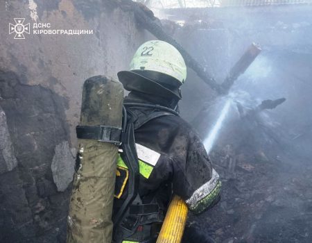 Під час пожежі на Кіровоградщині вогнеборці знайшли тіло чоловіка
