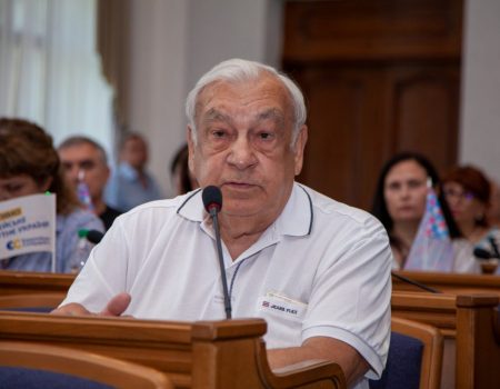 Пішов із життя український політик із Кіровоградщини, ексміністр Валерій Кальченко