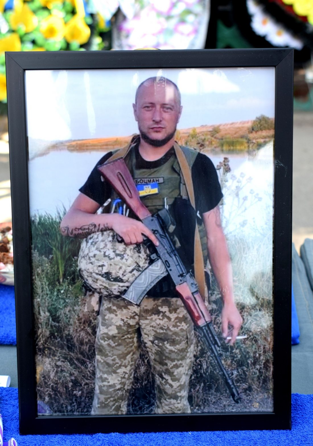 Портрети загиблих воїнів: Олег Літвінюк, Михайло Березич, Андрій Щербаков