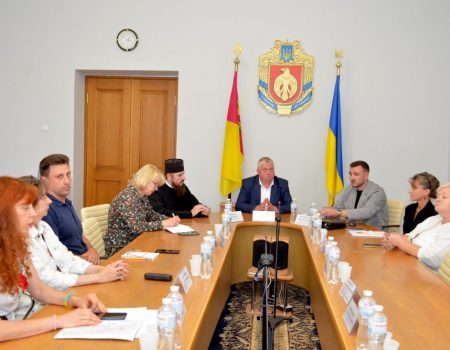Кандидат на посаду голови Кіровоградської ОДА пообіцяв розібратися з фінансовими потоками. ВІДЕО