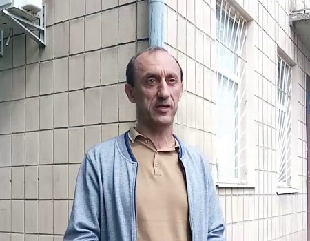 У Кропивницькому зробили тюльпан з автівок до 8 Березня. ФОТО. ВІДЕО