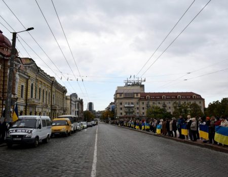 На Кіровоградщині мотоцикліст в’їхав у дерево і загинув разом із дитиною, яку віз